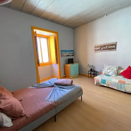 Faroway Hostel Buitenkant foto
